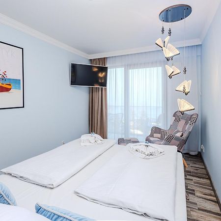 Balticus Apartamenty Deluxe Promenada Gwiazd 14 米兹多洛杰 外观 照片